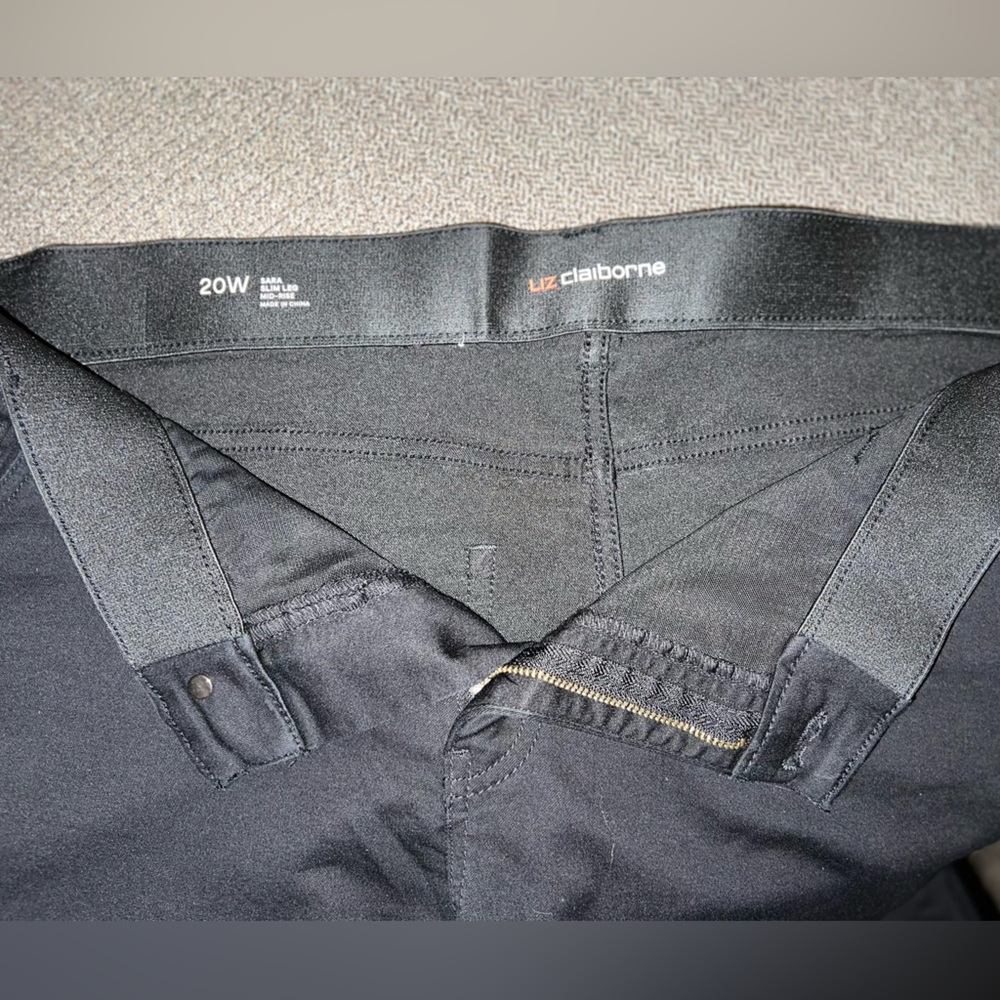 2pairs Liz Claiborne Straight leg Jean